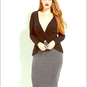 Plunge Twist Front Top